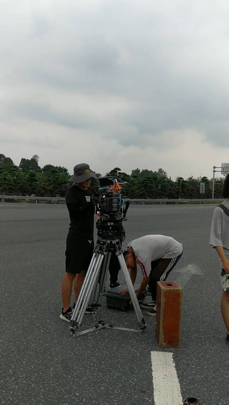 罗城TVC拍摄公司：唤醒集体记忆，构建跨代际沟通桥梁